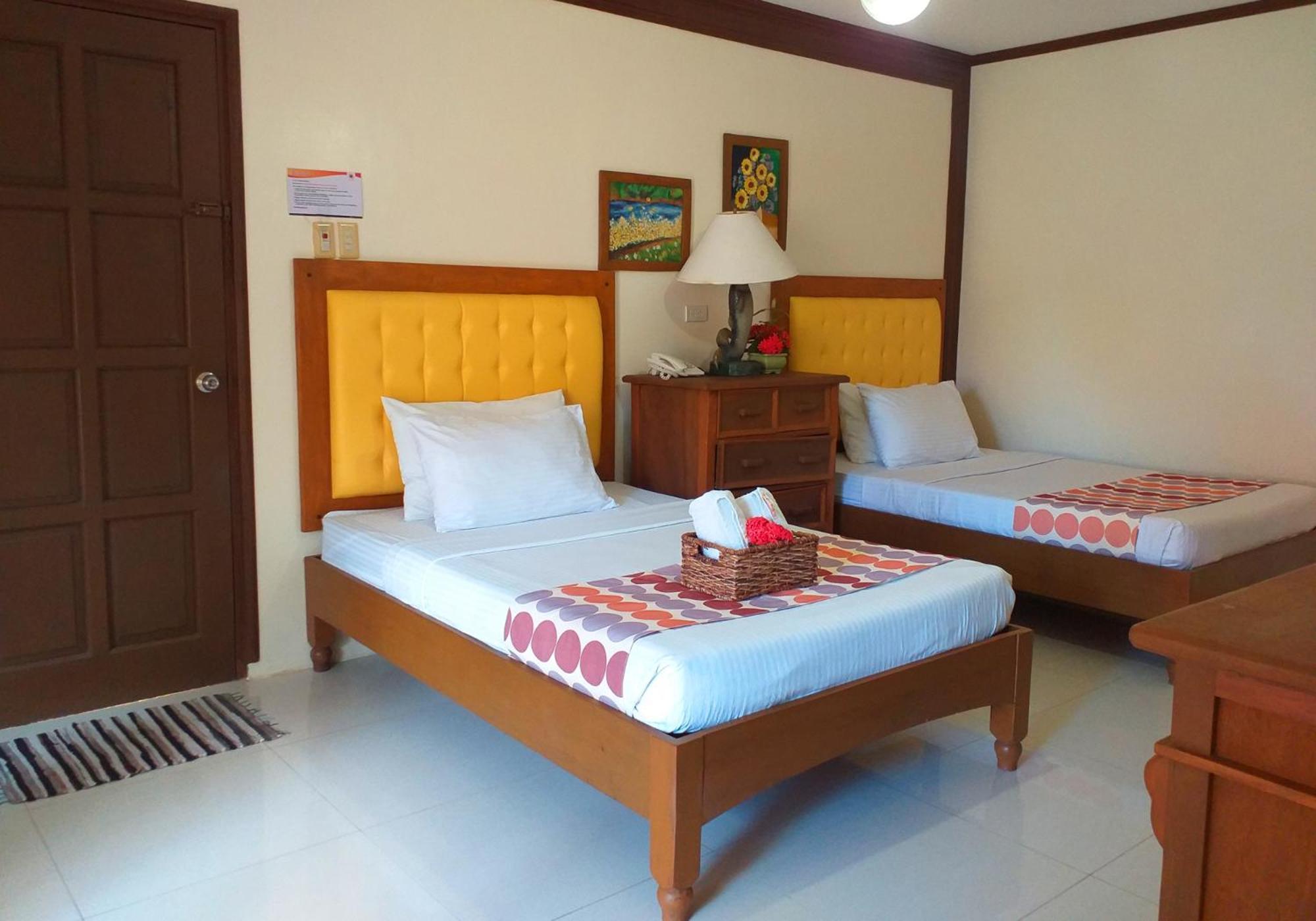 Puerto Del Sol Beach Resort And Hotel Club Bolinao Pangasinan Exterior photo